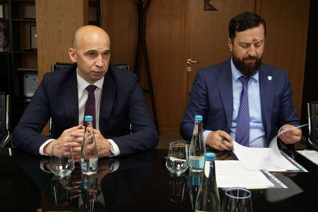 Sportskim klubovima iz Maglaja 176.999 KM, općine Tešanj i Doboj Jug ulažu u sportsku infrastrukturu