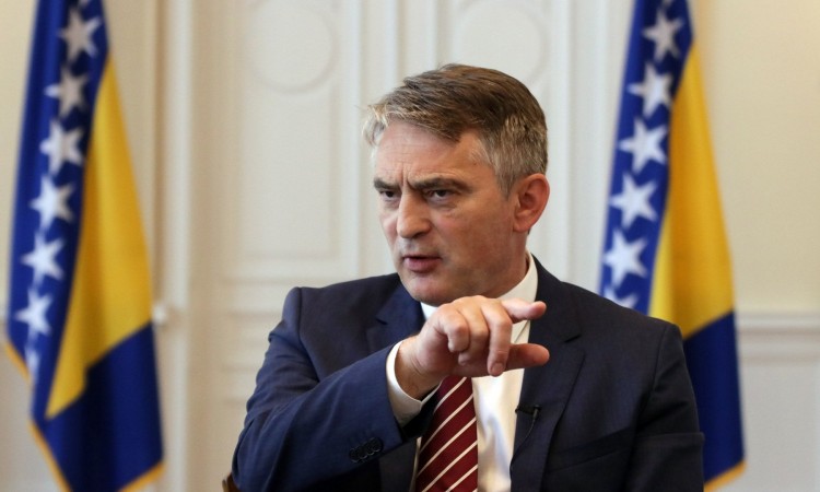 Komšić: Nadam se će međunarodna zajednica osuditi Dodikove špekulacije o nezavisnosti RS