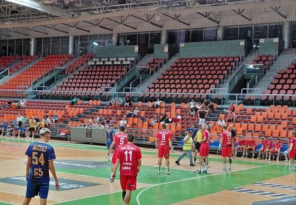 Dobojska Sloga u finalu memorijalnog turnira u Zenici porazila Krivaju s 35:31