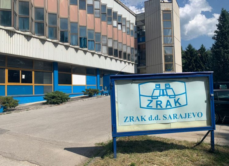 Radnici preduzeća Zrak samoinicijativno pokrenuli proizvodnju