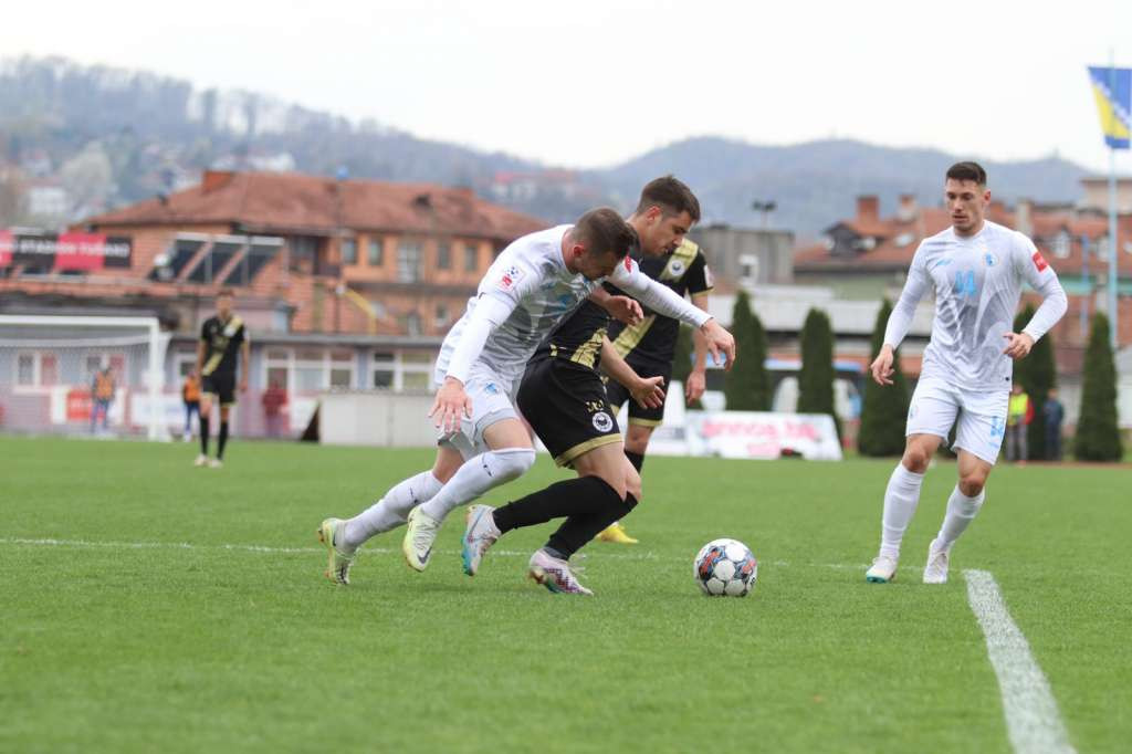 Zrinjski deklasirao Tuzla City u prvoj polufinalnoj utakmici Kupa BiH