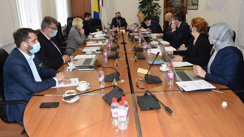 Vlada KS će za 60 dana predložiti novi zakon o visokom obrazovanju