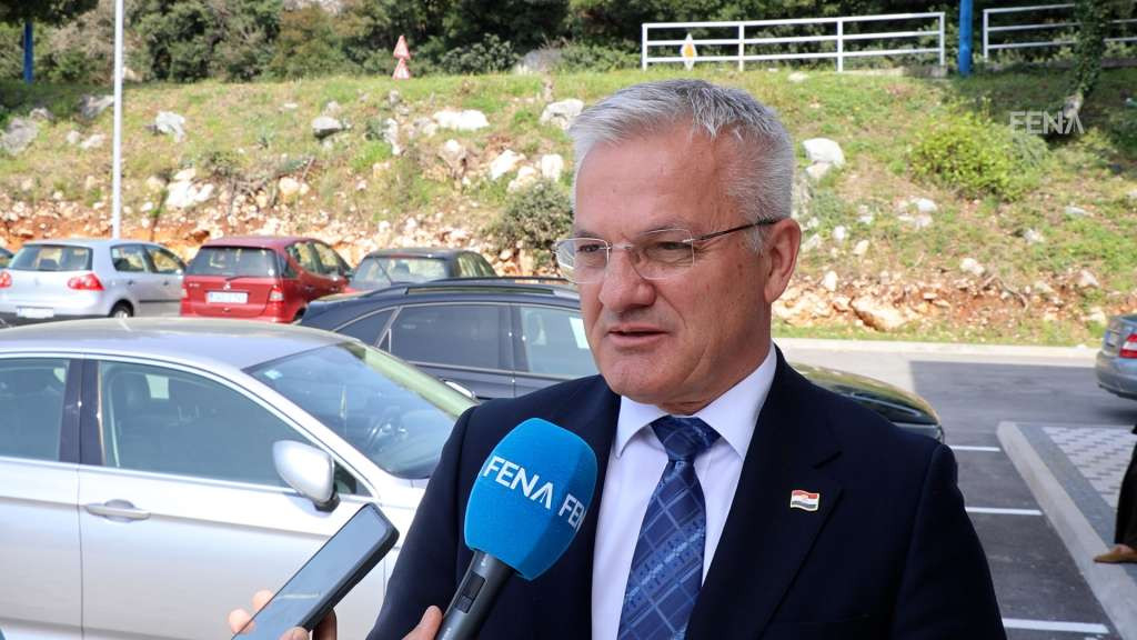 Hrvatska vlada za pet crkvenih projekata u BiH, Srbiji i SAD-u izdvaja 3,55 milijuna eura