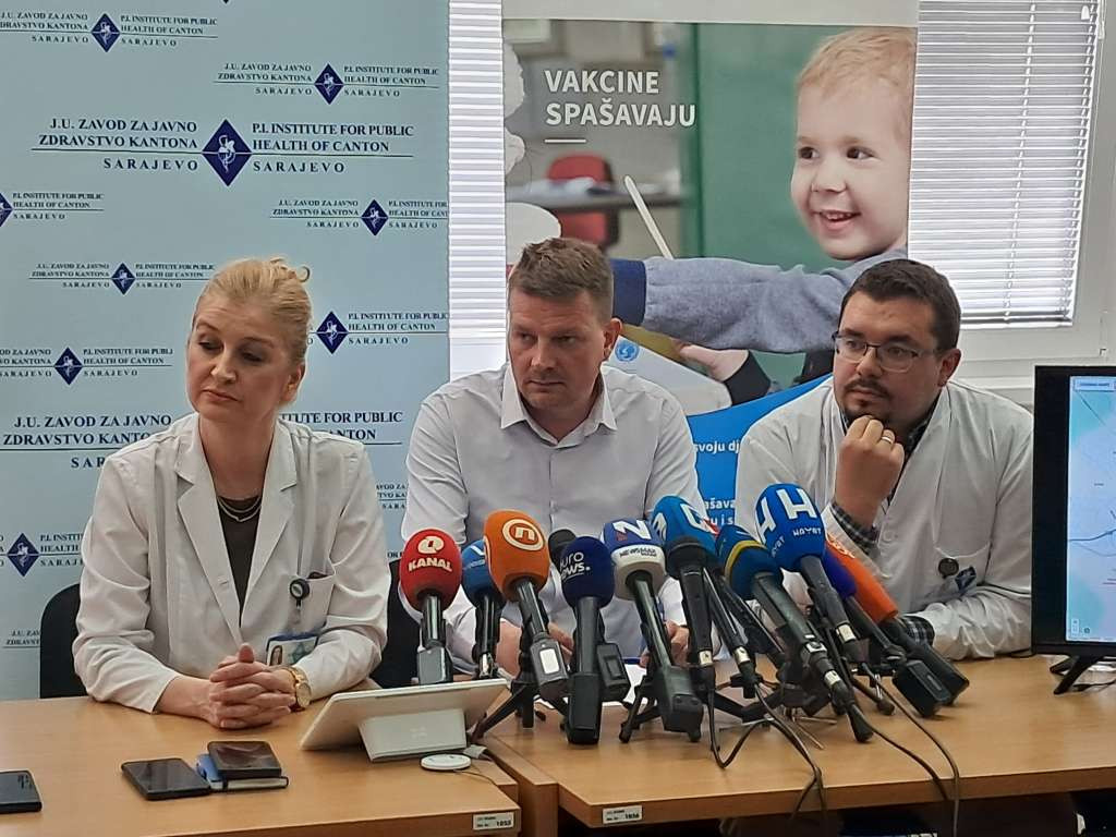 Građanima upućen apel da ostanu smireni, poduzimaju se mjere, a zaraza nije iz vode